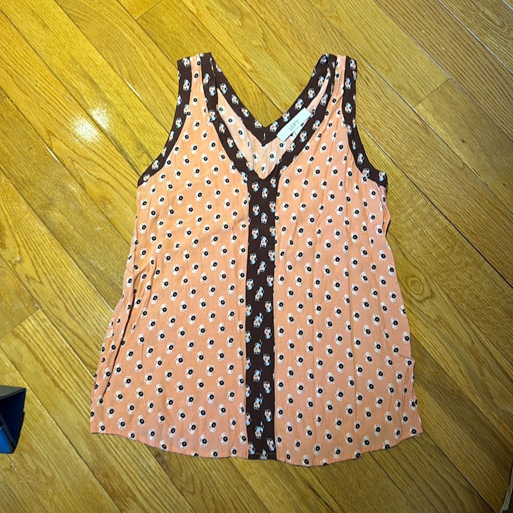 Pink tank top, size small